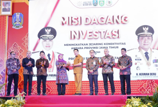 Sinergi Bank Jatim dengan Pemerintah Provinsi Jawa Timur di Misi Dagang Palembang