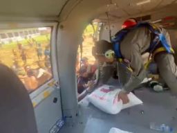 BNPB Kirim Bantuan Logistik dan Peralatan Via Jalur Laut ke 5 Lokasi di Aceh