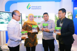 Gubernur Khofifah Buka National Sugar Summit 2025, Ajak Sinergi Wujudkan Swasembada Gula 
