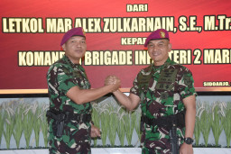 Danbrigif 2 Marinir Apresiasi Pengabdian Wadan dalam Penyerahan Jabatan