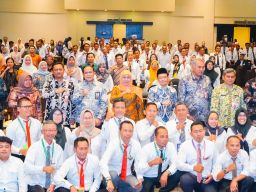 Gubernur Khofifah Ajak Camat, Sekcam, Sekdes Sukseskan Program Strategis Nasional hingga Desa