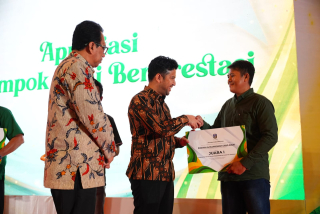 Disbun Jatim Anugerahkan Penghargaan bagi Jawara Inovasi Tembakau 2025