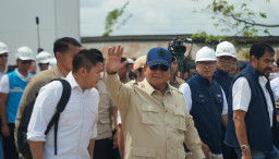 Danantara Sinergi BUMN Bangun Huntara di Aceh Tamiang, PLN Sambung Listrik untuk Semua