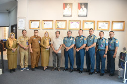 Perkuat Sinergi Kelestarian Pesisir, Dankodaeral V Laksanakan Courtesy Call ke DLH Jatim