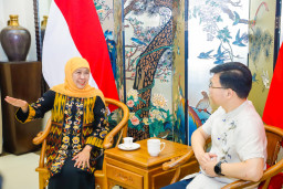 Gubernur Khofifah dan Konjen RRT Bertemu, Bahas Kerja Sama Peningkatan SDM dan Perdagangan