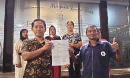 Warga Jalan Pakis Surabaya Kompak Laporkan Tower BTS Milik TBG ke Polrestabes Surabaya 