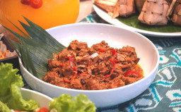 Cukup 100 Ribuan: Solusi Makan Besar Bareng Keluarga di HARRIS Bundaran Satelit