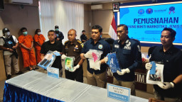 BNNP Jatim Musnahkan Barang Bukti Narkotika Jenis Sabu 