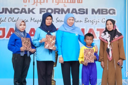 Gubernur Khofifah Ajak SPPG Perkuat Tata Kelola MBG di Daerah
