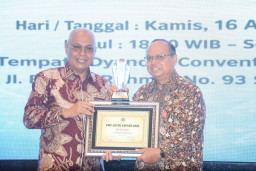 HPN 2026 Jatim, PWI Beri Penghargaan Tokoh Inspiratif dan Karya Berdampak