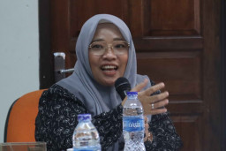 Rebutan Sekolah Negeri Jatim, Hikmah Bafaqih: Jangan Paksa Ambisi
