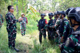 Danbrigif 2 Marinir Evaluasi Taktik Tempur, Wujudkan Prajurit sebagai Mesin Tempur Efektif