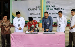 Lewat Program TJSL, BRI Percantik Fasilitas Masjid Kemenag Jatim