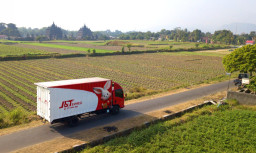 J&T Express Pacu Logistik Hijau, Layani Pengiriman Paket Lewat Kendaraan Otonom