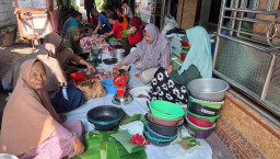 Keren! Kampung di Gresik Terapkan Kurban Tanpa Kantong Plastik
