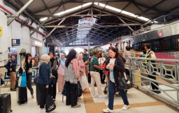 Tiket KA Libur Panjang Masih Tersedia, KAI Daop 8 Operasikan 55 Perjalanan