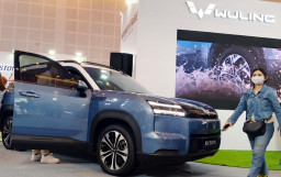 Wuling Eksion Resmi Diperkenalkan di IIMS Surabaya 2026