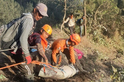 Pendaki Semeru yang Terjatuh ke Jurang 375 Meter Berhasil Dievakuasi