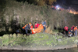 Tenggelam Saat Berenang, Remaja 18 Tahun Ditemukan Meninggal di Kepulungan
