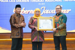 Jatim Juara Umum LKS Nasional 2026 Empat Kali Beruntun, Khofifah: Bukti Vokasi Jatim Jadi Barometer Nasional