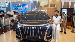 BYD Rilis M6 EV Rp403 Juta di GIIAS Surabaya, Perkuat Pasar EV Jawa Timur