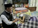 Ridwan Kamil Bantu Pengobatan Warga Depok