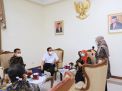 Gubernur Khofifah dan Tim Riset Vaksin Bertemu Menko Marves LBP 