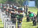 Taruna dan Taruni AAL Latihan Menembak Pistol