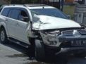 Pajero Lawan Truk, Di Jalan Diponegoro Sampang 