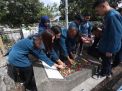 Civitas Akademika Ubaya Ziarah Ke Makam Para Pendaluhu