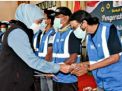 500 Jukir Kota Madiun Terima Santunan Gubernur Khofifah