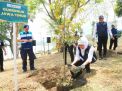 Gubernur Khofifah Ajak Gencarkan Aksi Tanam Pohon