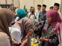 Ratusan Relawan Datangi Rumah Khofifah, Desak 2 Periode