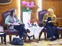 Gubernur Khofifah dan Utusan Belanda Bahas Peluang Kerjasama 