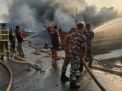 Pemadaman Dan Evakuasi 41 Kapal Nelayan Terbakar di Pelabuhan Jongor