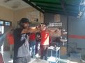 Artis Ibu Kota Latihan Menembak di Mapolrestabes Surabaya