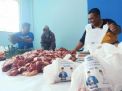 Demokrat Jatim Sembelih 5 Ekor Sapi, Sebar 1000 Paket Daging Kurban