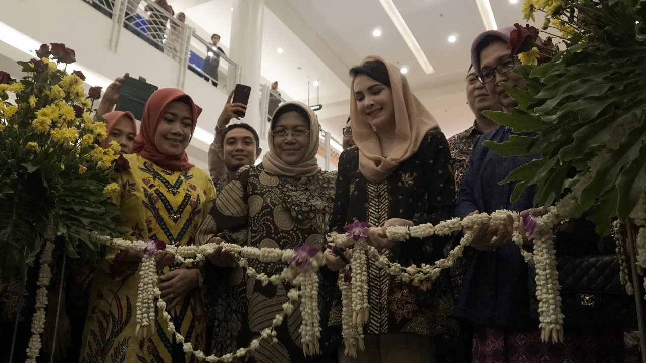 Arumi Bachsin Resmikan Kampoeng Kreasi 2019