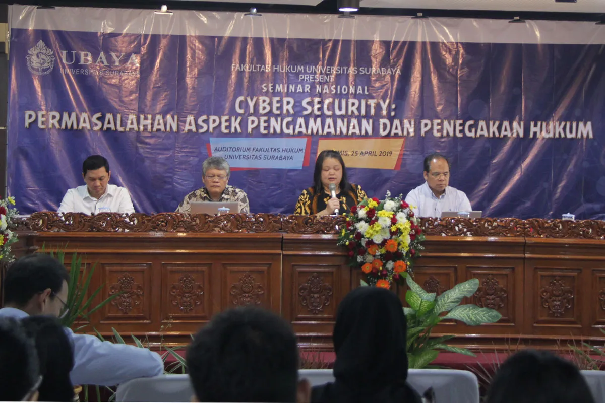 Fakultas Hukum Ubaya Perdalam Pentingnya Pengamanan Data