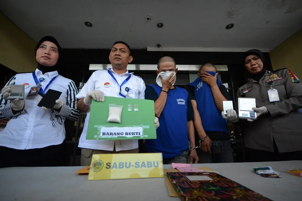 Satresnarkoba Ciduk Kurir dan Pengguna Sabu