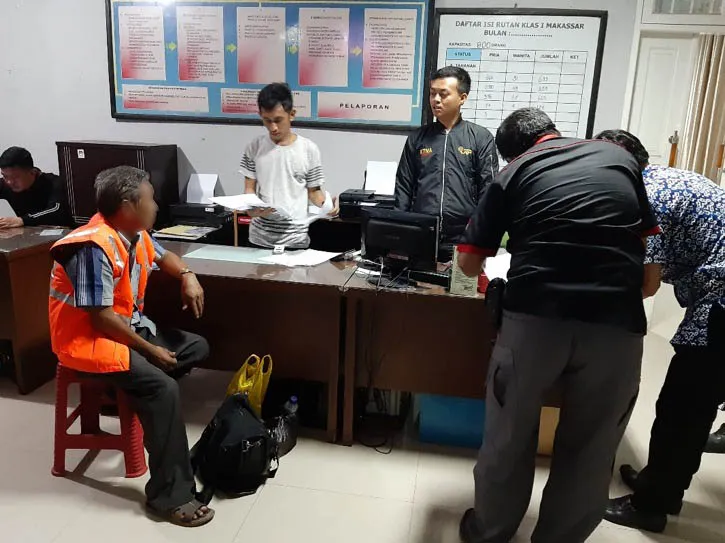 Apes, Gara-gara Angkut Ribuan Kayu, HA Masuk Bui
