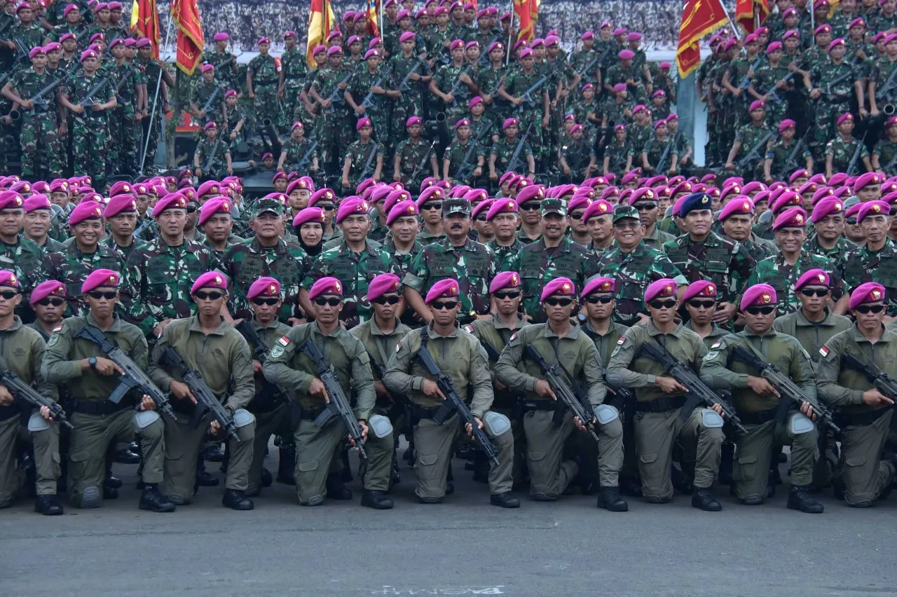 Panglima TNI Kunjungi Sarang Petarung Marinir Cilandak