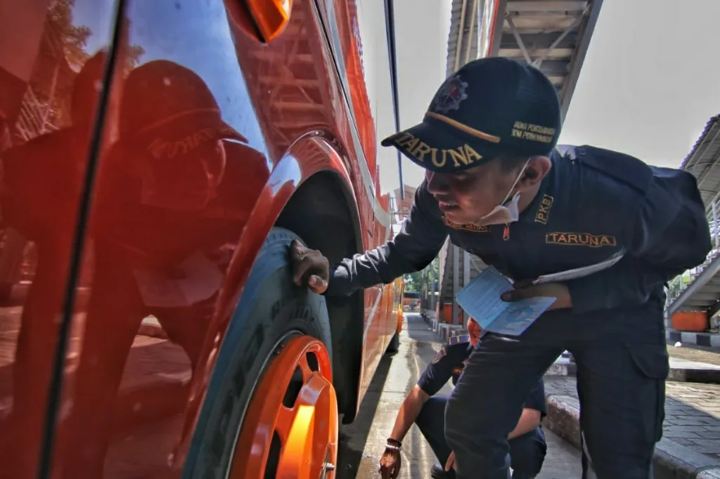 Foto: Ramp Check Bus Angkutan Umum 