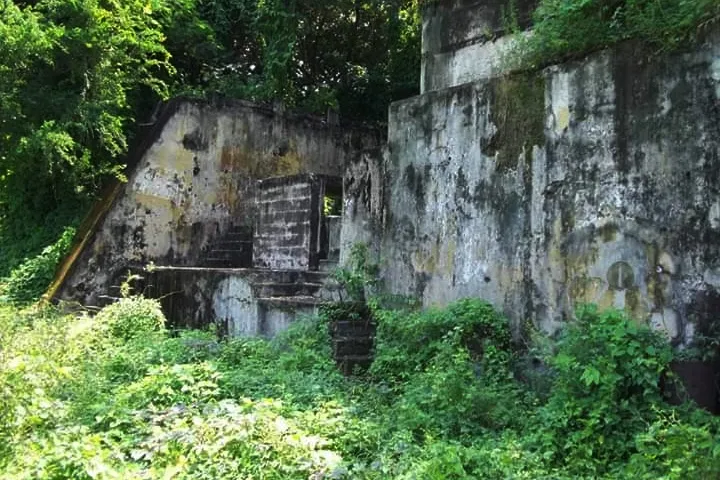 Jatuh Ketangan Swasta Benteng Kedung Cowek