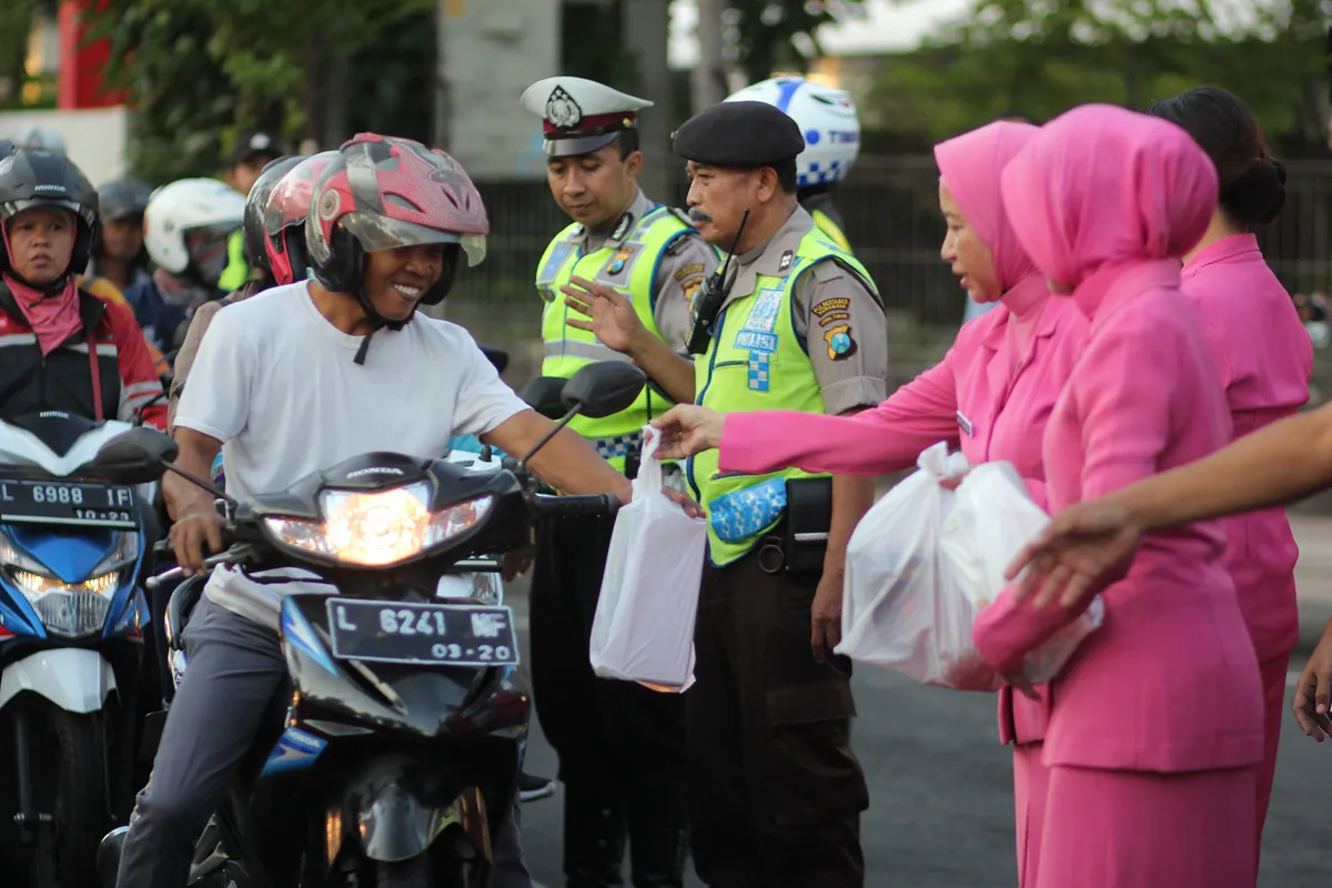 Berbagi Di Bulan Ramadhan