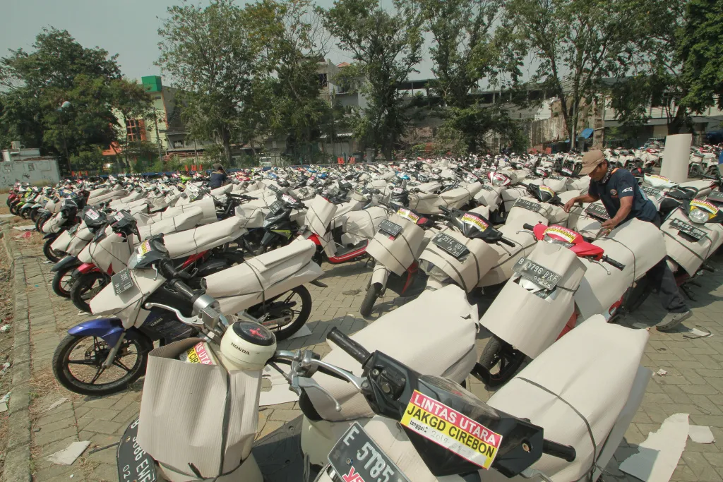 Jelang Lebaran, Paket Sepeda Motor Melonjak