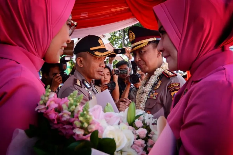 Foto: Pedang Pora Sambut Kapolres Baru