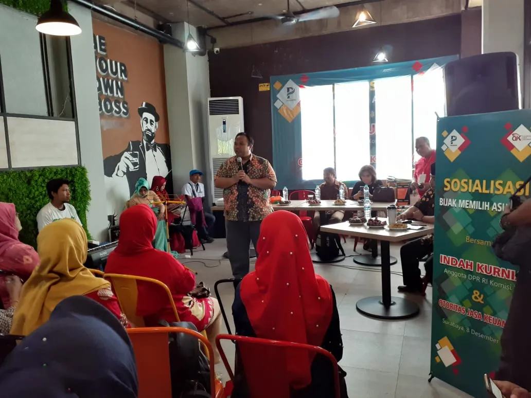 Indah Kurnia dan OJK Ajak Masyarakat Sadar Asuransi