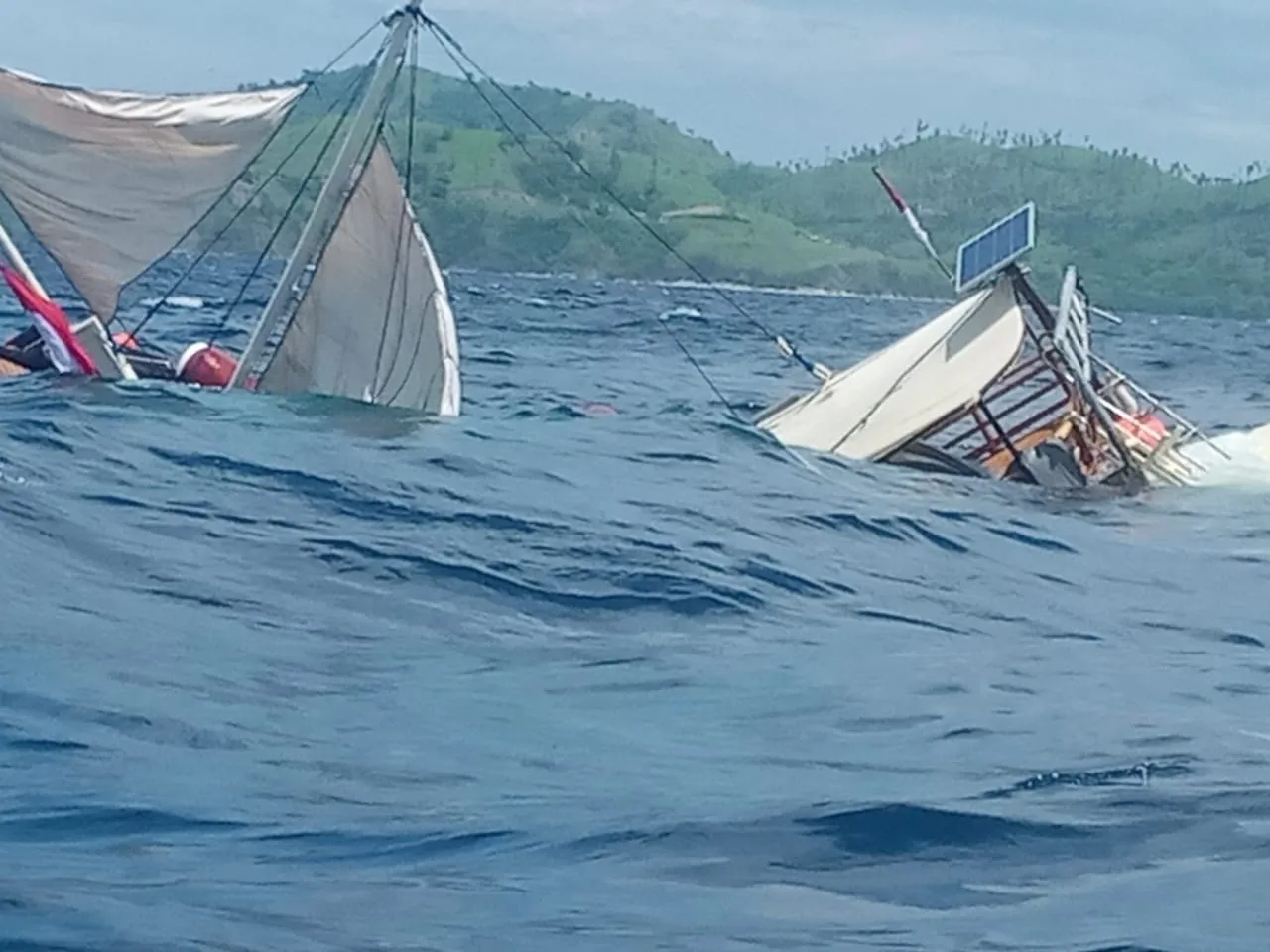 Insiden Kapal Terbalik, Wartawan Istana di Labuan Bajo Selamat