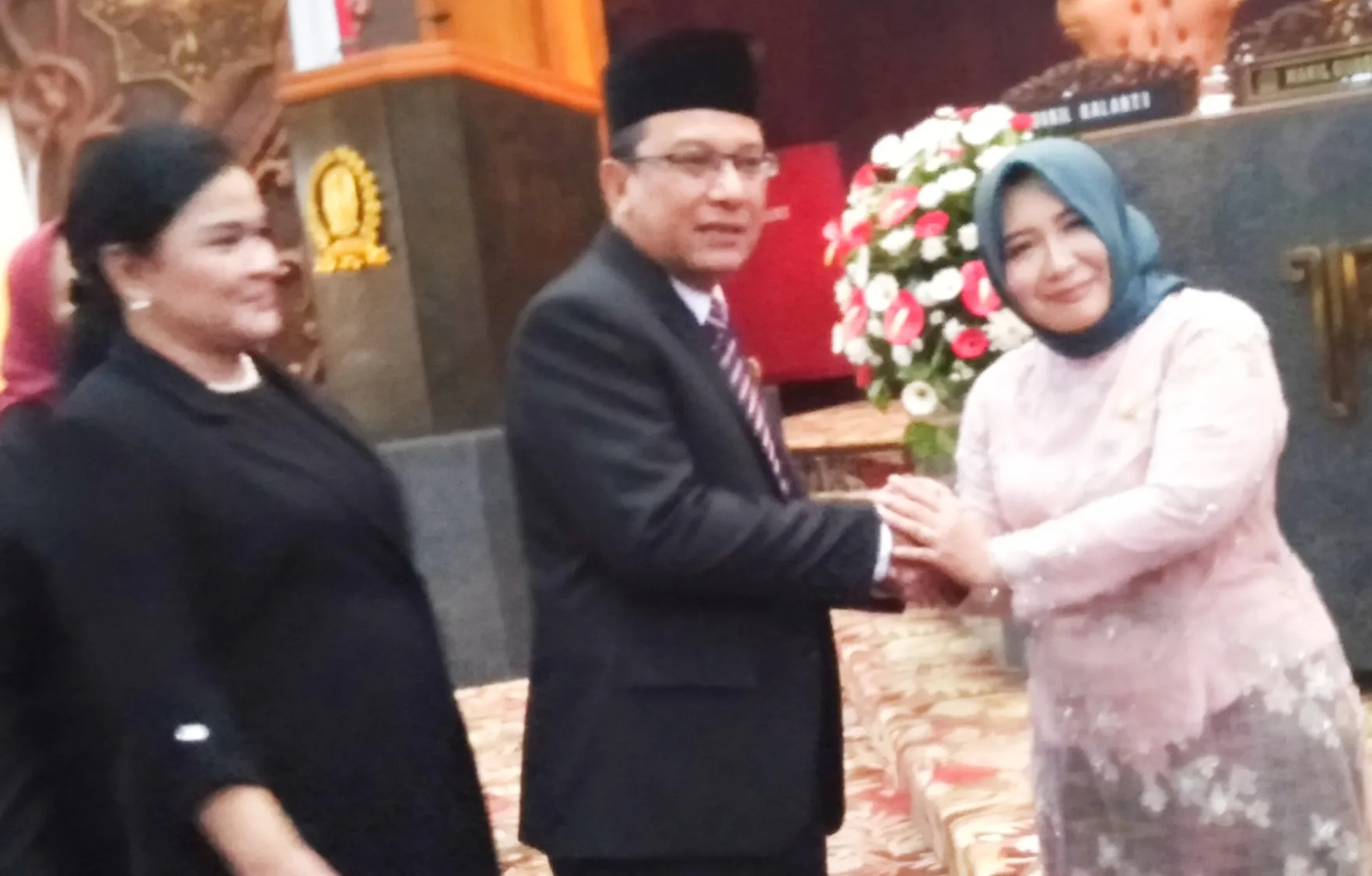 Anik Maslachah Dilantik Jabat Wakil Ketua DPRD Jatim